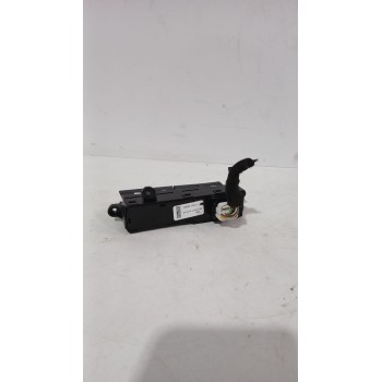 Recambio de interruptor para kia ceed (cd) 1.0 t-gdi referencia OEM IAM 93300J7010  