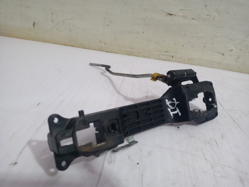 Recambio de maneta exterior delantera izquierda para toyota prius (nhw20) basis referencia OEM IAM 6920247010  