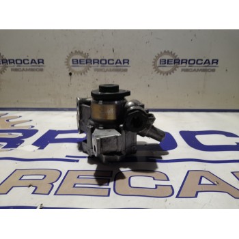 Recambio de bomba direccion para land rover range rover sport 3.6 td v8 referencia OEM IAM LR009775  