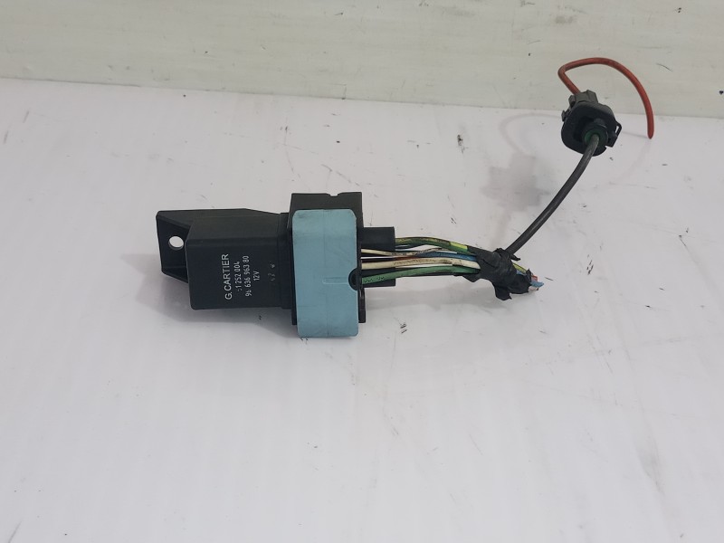 Recambio de caja precalentamiento para citroën c4 grand picasso avatar referencia OEM IAM 9663696380  