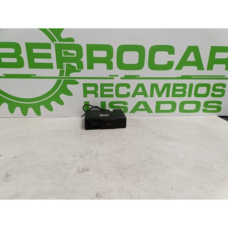 Recambio de sistema audio / radio cd para audi a6 berlina (4b2) 2.5 tdi quattro referencia OEM IAM 4B0035111  