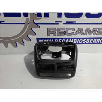 Recambio de rejilla aireadora para fiat doblo cargo 1.3 16v jtd cat referencia OEM IAM 735470943  