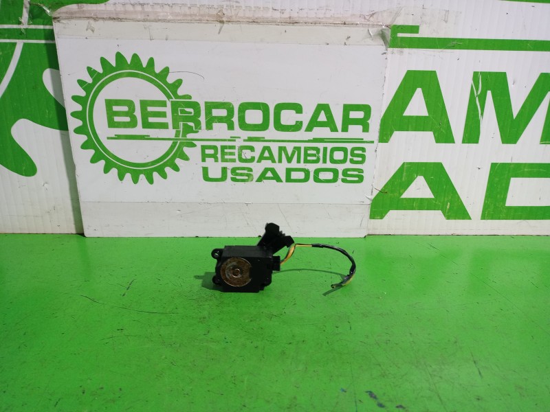 Recambio de motor apertura trampilla para peugeot 2008 (--.2013) allure referencia OEM IAM T1006419G  