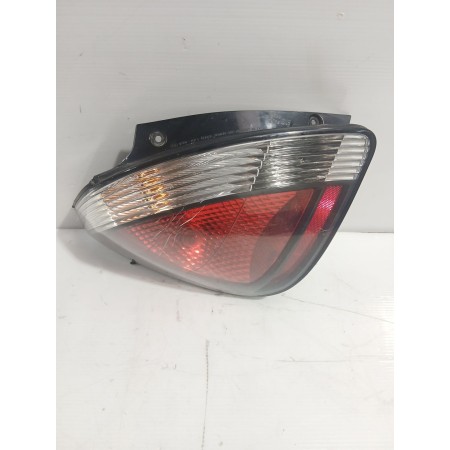 Recambio de piloto trasero izquierdo para kia rio ii (jb) 1.5 crdi referencia OEM IAM 924011G210  