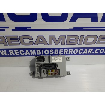 Recambio de caja reles / fusibles para fiat doblo cargo 1.3 16v jtd cat referencia OEM IAM 00519383540  