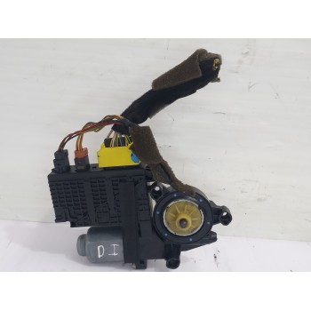 Recambio de motor elevalunas delantero izquierdo para citroën c4 grand picasso avatar referencia OEM IAM 9682495680  