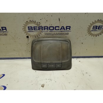 Recambio de luz interior para kia carens 2.0 turbodiesel cat referencia OEM IAM 928003E0  