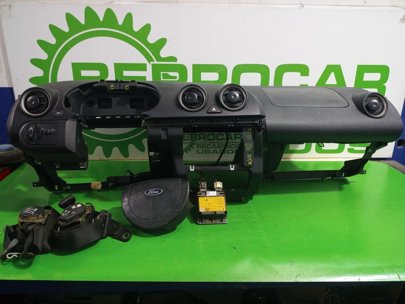 Recambio de kit airbag para ford fiesta (cbk) fun referencia OEM IAM 1300550  