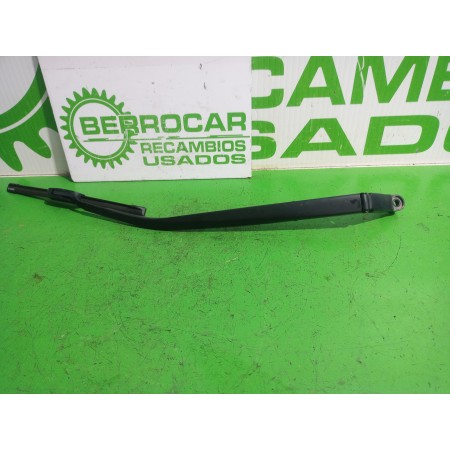 Recambio de brazo limpia delantero derecho para toyota auris touring sports (e18) active referencia OEM IAM 5192387  