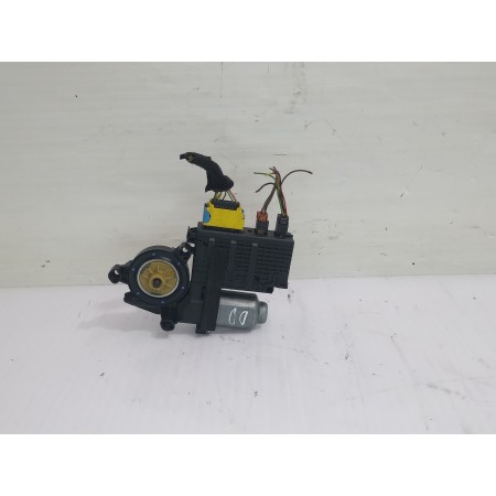 Recambio de motor elevalunas delantero derecho para citroën c4 grand picasso avatar referencia OEM IAM 9682495580  