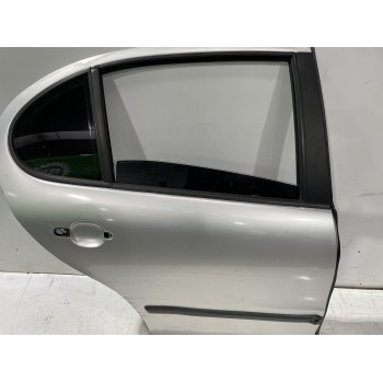 Recambio de puerta trasera derecha para seat leon (1m1) stella referencia OEM IAM 1M0833056L  