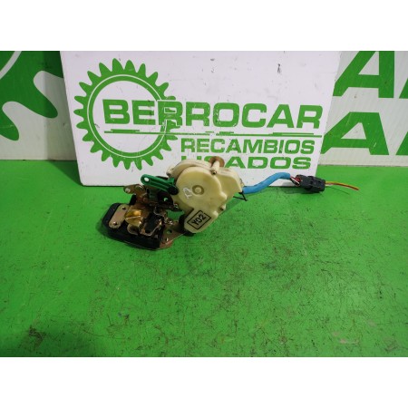 Recambio de cerradura puerta trasera derecha para kia sorento 2.5 crdi cat referencia OEM IAM 814203E010  