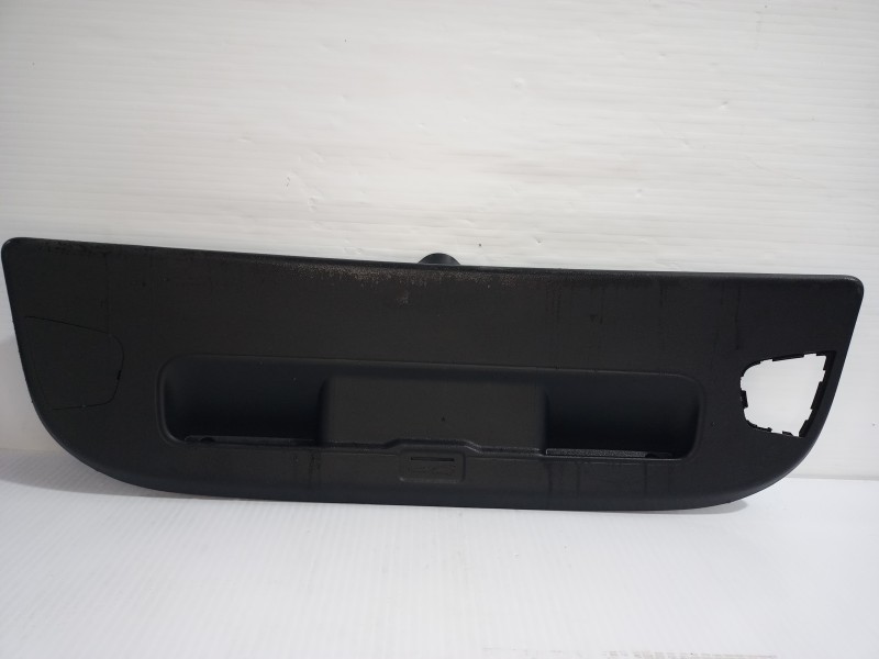 Recambio de guarnecido porton trasero para hyundai i20 (bc3) essence mild-hybrid referencia OEM IAM 81710Q0000NNB  