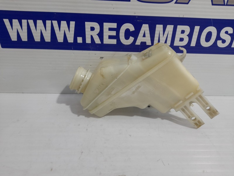 Recambio de deposito servo para citroën nemo 1.4 hdi referencia OEM IAM 0204051108  