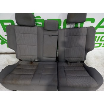 Recambio de asiento trasero para kia sorento i (jc) 2.5 crdi referencia OEM IAM 892003E830YC2  