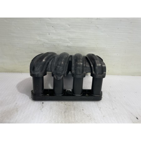 Recambio de colector admision para nissan micra (k12e) acenta referencia OEM IAM 14001AX100  