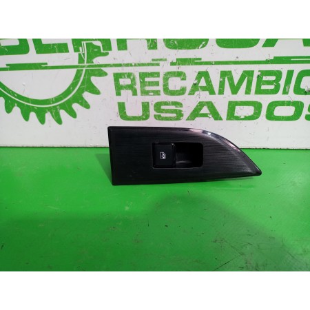 Recambio de mando elevalunas trasero derecho para nissan qashqai ii (j11, j11_) 1.3 dig-t referencia OEM IAM 829606UA0B  