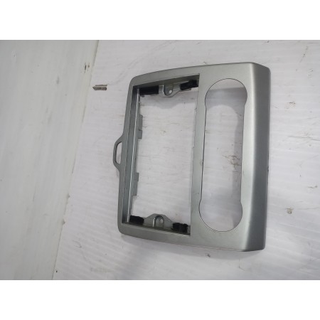 Recambio de moldura para ford focus berlina (cap) trend referencia OEM IAM 4M51185  