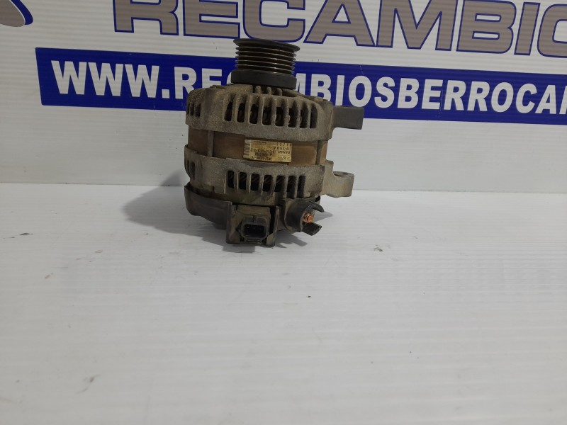 Recambio de alternador para mazda 3 berlina (bk) 1.6 cd diesel cat referencia OEM IAM 3M5T10300  
