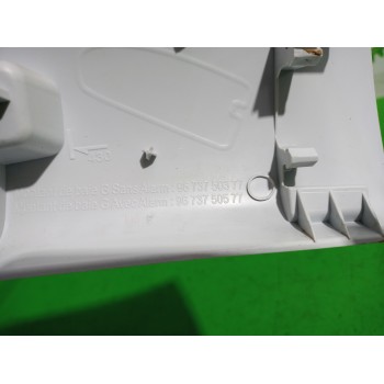 Recambio de moldura para peugeot 2008 (--.2013) allure referencia OEM IAM 9673750377  