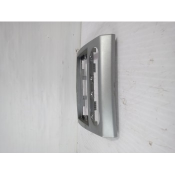 Recambio de moldura para ford focus berlina (cap) trend referencia OEM IAM 4M51185  