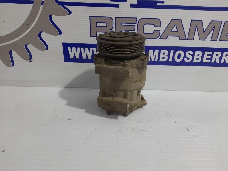 Recambio de compresor aire acondicionado para mazda 3 berlina (bk) 1.6 cd diesel cat referencia OEM IAM 3M5H19D629  