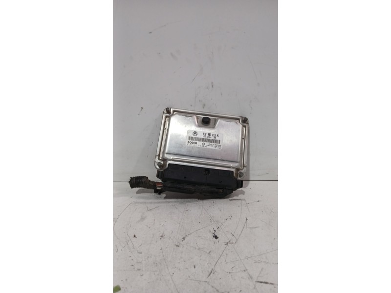 Recambio de centralita motor uce para volkswagen polo iv sedán (9n2, 9n4) 1.9 tdi referencia OEM IAM 038906012HL  