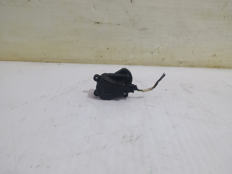 Recambio de motor apertura trampilla para ford focus lim. (cb4) business referencia OEM IAM 3M5H19E616AB  