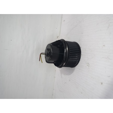 Recambio de motor calefaccion para ford focus berlina (cap) trend referencia OEM IAM 1736007103  