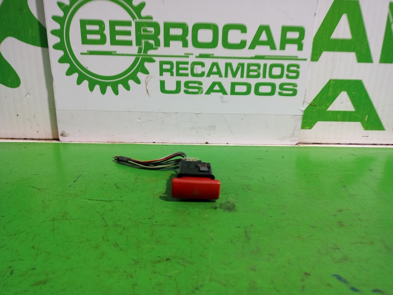 Recambio de warning para land rover freelander (ln) e targa referencia OEM IAM YUG102220  