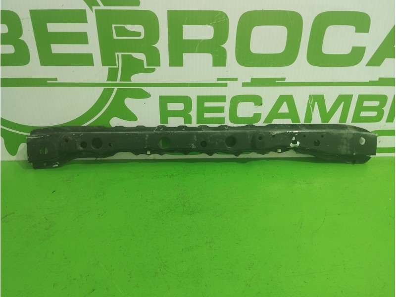 Recambio de travesaño inferior para nissan micra (k12e) 1.2 cat referencia OEM IAM 62530AX620  