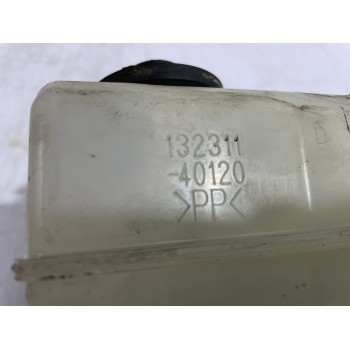 Recambio de deposito servo para toyota prius (nhw20) basis referencia OEM IAM 13231140120  