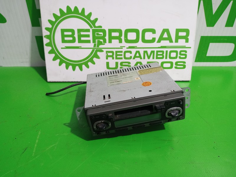 Recambio de sistema audio / radio cd para nissan cabstar e 3.0 diesel referencia OEM IAM 28185VD200  