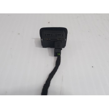 Recambio de mando elevalunas trasero izquierdo para citroën c4 grand picasso avatar referencia OEM IAM 96639378ZD  