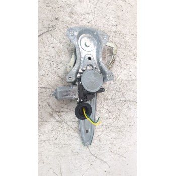 Recambio de elevalunas trasero izquierdo para toyota auris (_e15_) 1.6 (zre151_) referencia OEM IAM 6984002210  