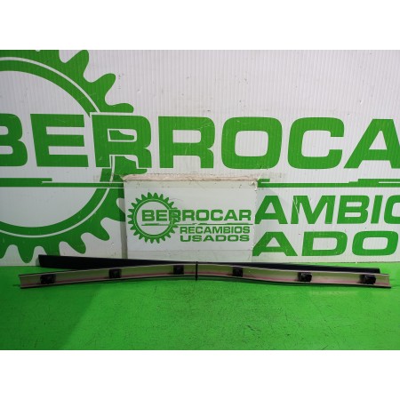 Recambio de moldura para peugeot 2008 (--.2013) allure referencia OEM IAM 96783584XT  