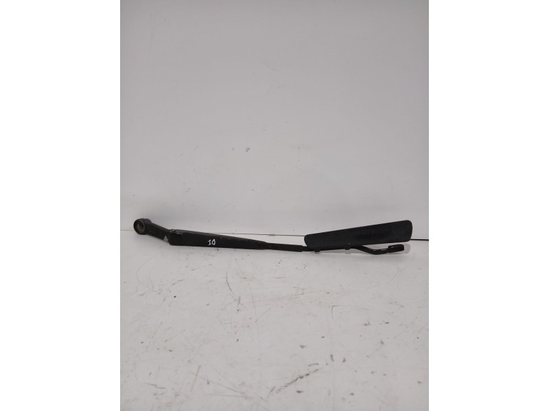 Recambio de brazo limpia delantero izquierdo para kia rio i sedán (dc_) 1.3 referencia OEM IAM 0K33A67321  