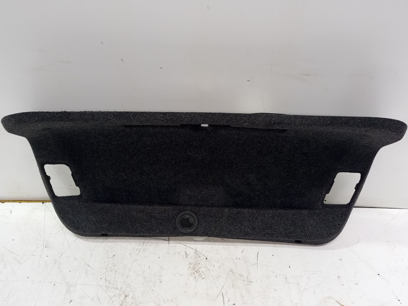 Recambio de guarnecido porton trasero para volkswagen passat berlina (3c2) individual referencia OEM IAM 3C5867605K  