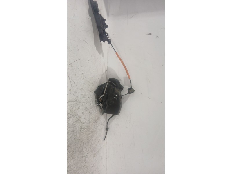 Recambio de cerradura puerta trasera derecha para audi a4 b6 (8e2) 1.9 tdi referencia OEM IAM PA6630FV  