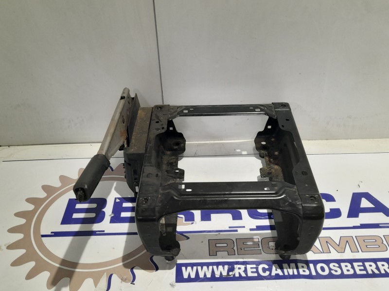 Recambio de base asiento conductor para toyota proace furgoneta (mdz_) 1.6 d4d (mdz9) referencia OEM IAM 1616756780  