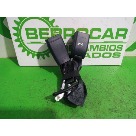 Recambio de enganche cinturon trasero izquierdo para toyota auris touring sports (e18) active referencia OEM IAM 308826010  