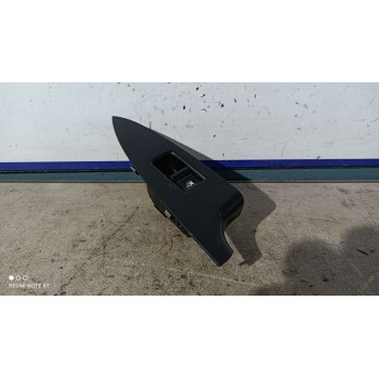 MANDO ELEVALUNAS TRASERO DERECHO 156094790 