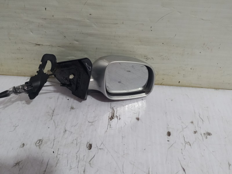 Recambio de retrovisor derecho para seat leon (1m1) stella referencia OEM IAM 1M0857934  