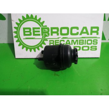 Recambio de bote liquido direccion para nissan cabstar e 3.0 diesel referencia OEM IAM 460900T500  