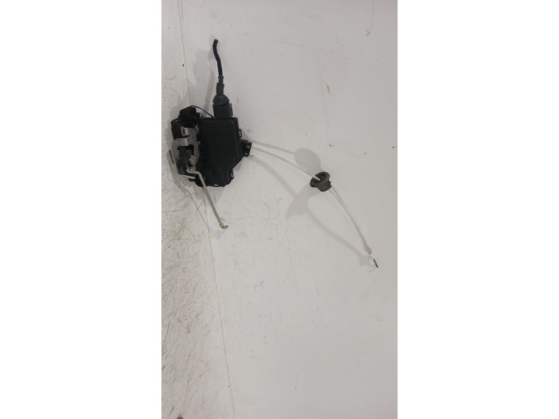 Recambio de cerradura puerta delantera izquierda para audi a4 b6 (8e2) 1.9 tdi referencia OEM IAM PA6630FV  