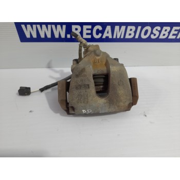 PINZA DE FRENO DELANTERA DERECHA 11819000671 