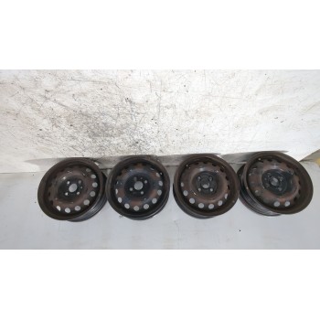 JUEGO LLANTAS 529101G100 