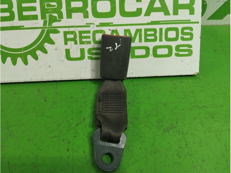 Recambio de enganche cinturon para nissan micra (k12e) 1.2 cat referencia OEM IAM 88852BC315  