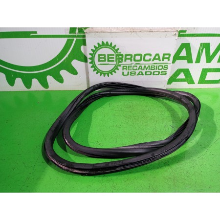 Recambio de goma contorno para peugeot 2008 (--.2013) allure referencia OEM IAM 9806261980  