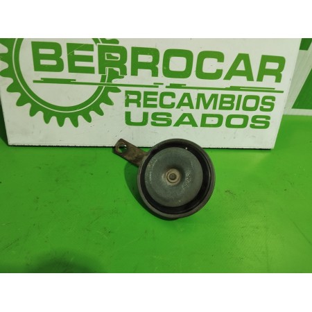 Recambio de claxon para nissan cabstar e 3.0 diesel referencia OEM IAM E10020011  